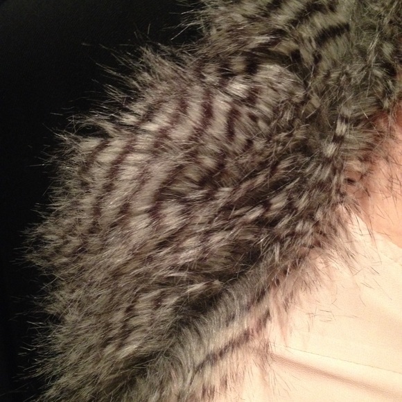 Black furry neck shaw