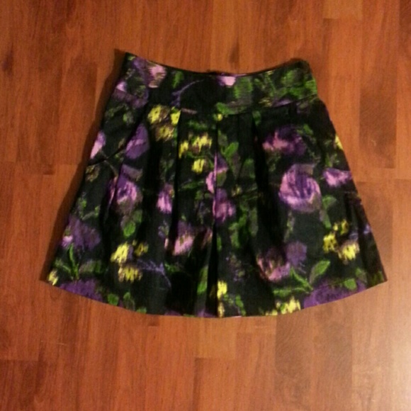 Skater pleated skirt