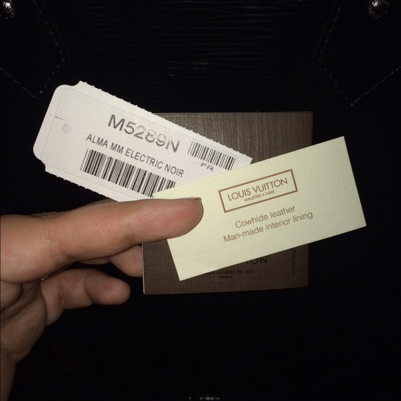 SOLD! Practically brand new Alma MM Electric Noir - Picture 2 of 4