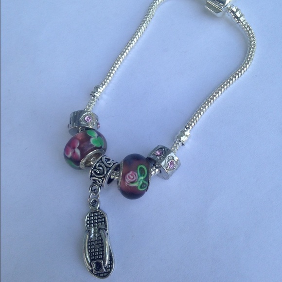 SALE Flip Flop European Bracelet - Picture 4 of 4