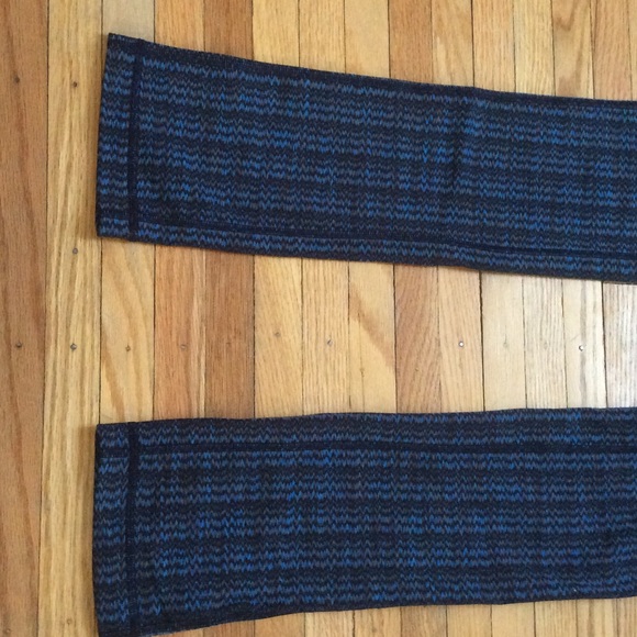 ๐ซSOLD๐ซLululemon skinny will pant 6 - Picture 3 of 4