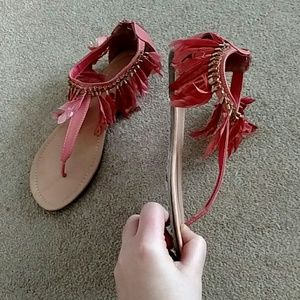 Coral feather t strap sandals