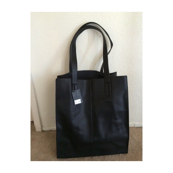 black forever 21 faux leather tote