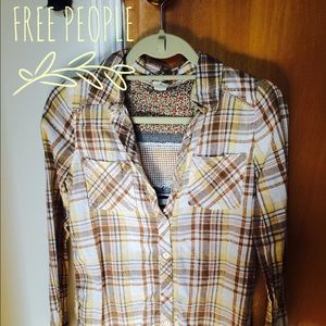 Free People- We The Free button down blouse!