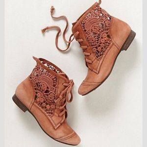 🎊🎉🎉Anthropologie Latigo Booties🎉🎉🎊 HP