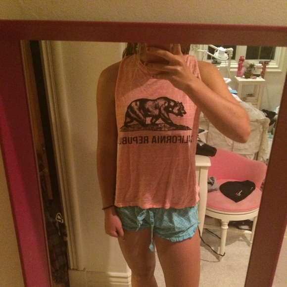 Coral colored California Republic tank top - Picture 4 of 4