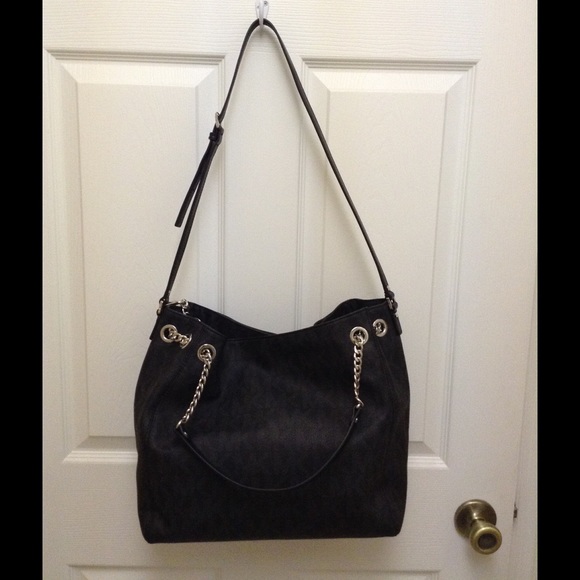 Michael Kors Jet Set Chain Tote! Signature Black!