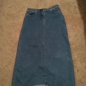 Denim skirt