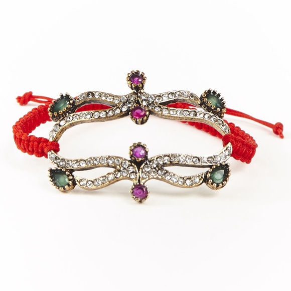 Red macrame bracelet with semi-precious stones