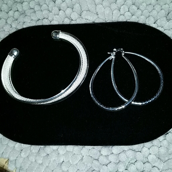 *SS Diamond-Cut Hoops & SSPlated Bracelet*
