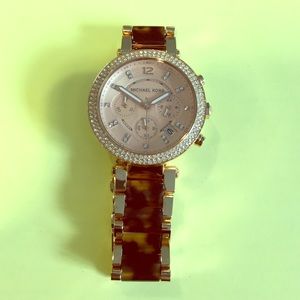 Michael Kors watch: tortoise and rose gold watch