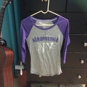 Aeropostale purple and gray baseball tee.