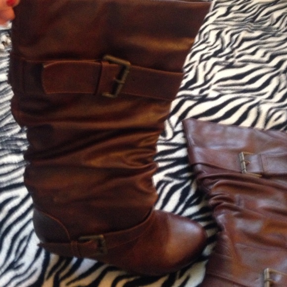 SOLD - Picture 2 of 2