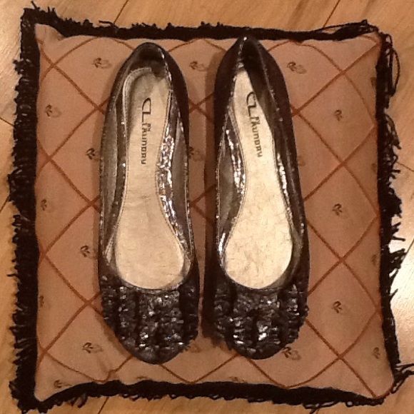 Chinese Laundry Platinum Silver Flats