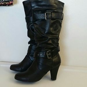 Pre-loved Beautiful black boots
