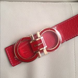Red real leather belt Ferragamo