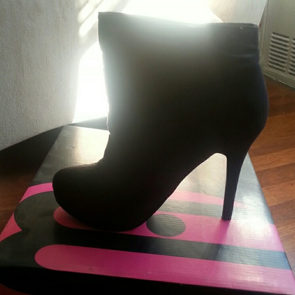 Michael Antonio booties Madelyn - Picture 1 of 4