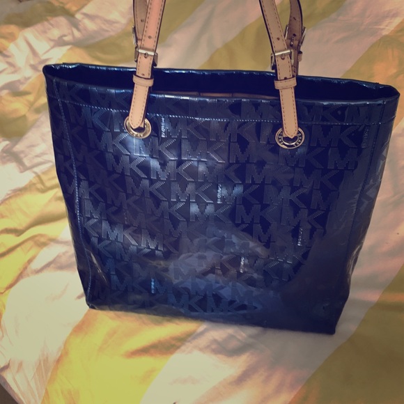 FOR torres34 Authentic Michale Kors tote