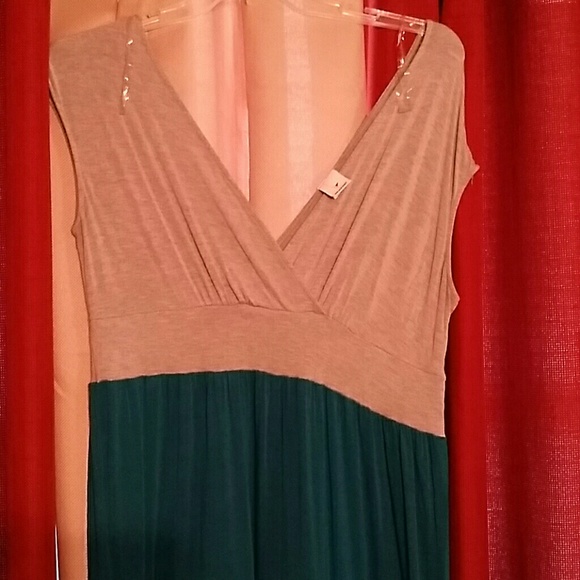 Maxi dress - Picture 1 of 2
