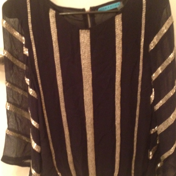 Alice+Olivia navy beaded stripe top. Worn once