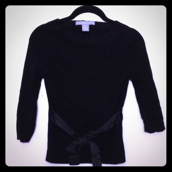 New Marconi 100% Cashmere Sweater with bow S