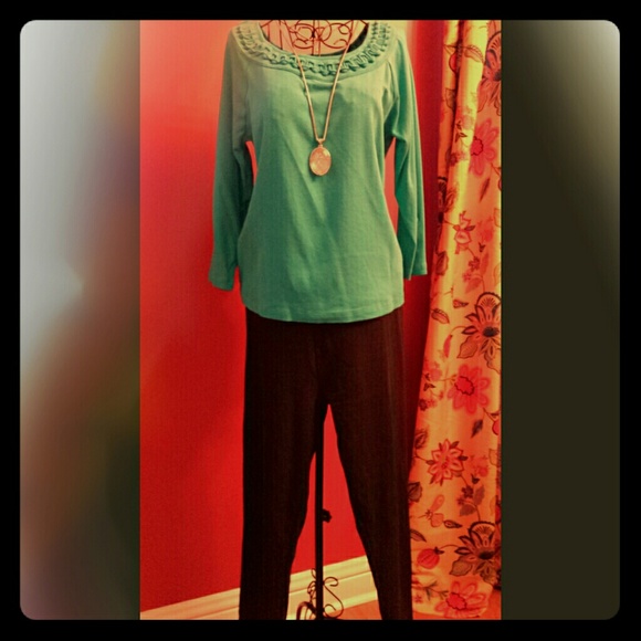 Turquoise XL scoop neck top. NWOT