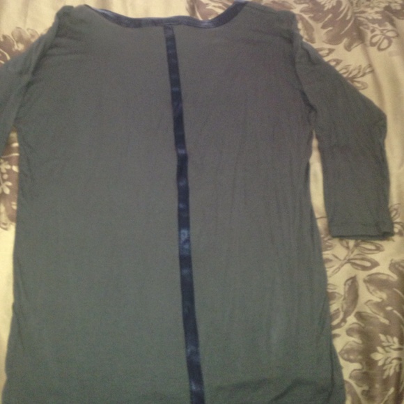 Army Green Dolman Top - Picture 2 of 3