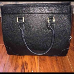 H&M black purse 👜✨
