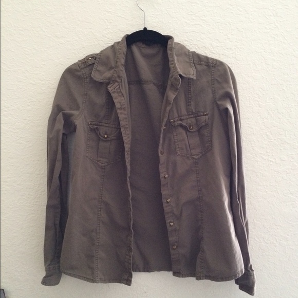 Green army jacket