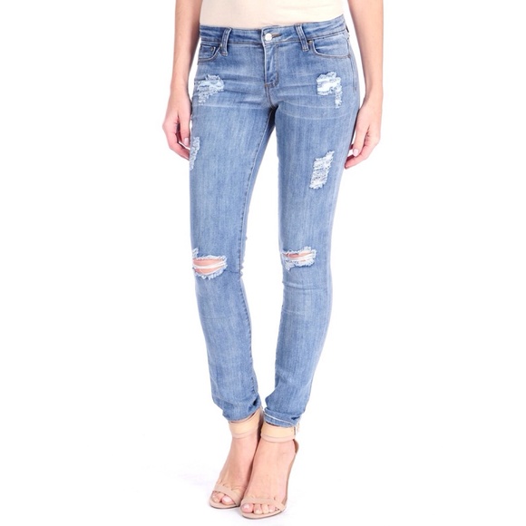 Tractr Denim - 🚫SOLD🚫Tractr Basic Rebel Ripped Skinny Jeans 26