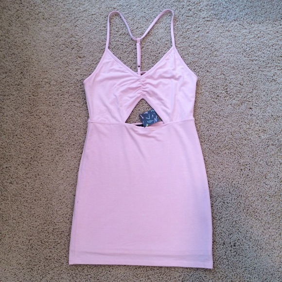 Nasty Gal 'Making the Cut' Dress - Picture 4 of 4