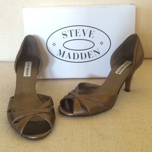 STEVE MADDEN leather pumps "eskapade"