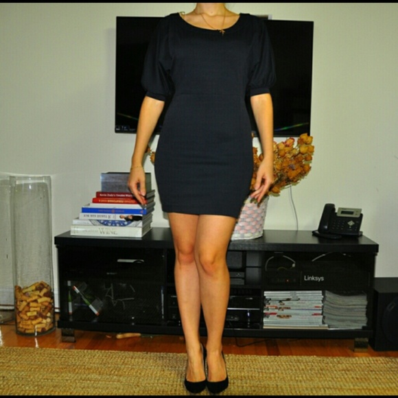 Dress - Picture 3 of 3