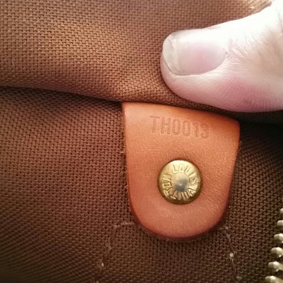 ****SOLD****Authentic Louis Vuitton Speedy 30 - Picture 4 of 4
