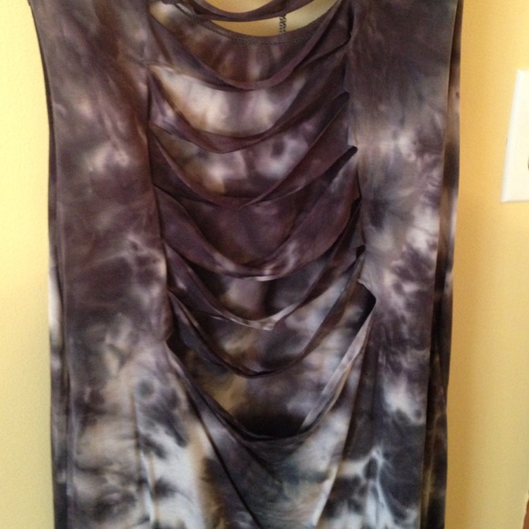 Black and white tie dye tank from Pac Sun - Picture 2 of 4