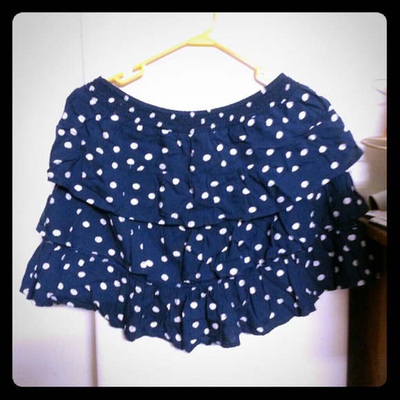 2 ruffle skirts