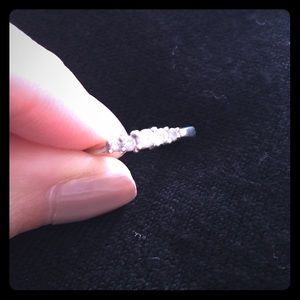 5 stone Diamond and White Gold Ring