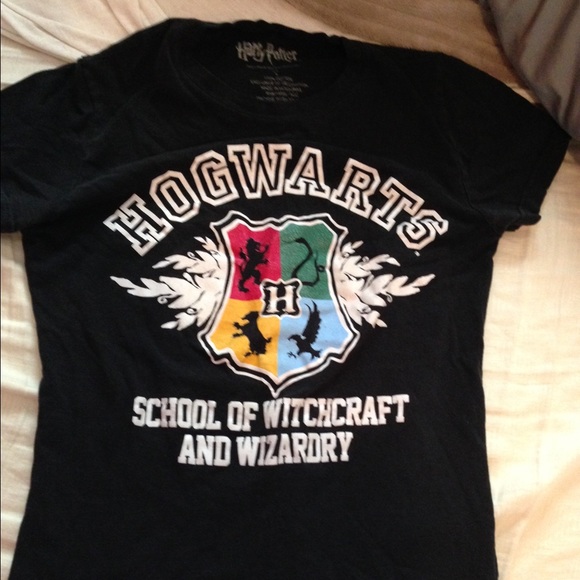 Harry Potter Hogwarts tshirt