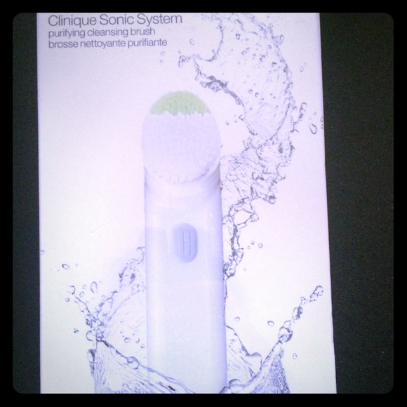 Clinique Sonic System Purifying Brush