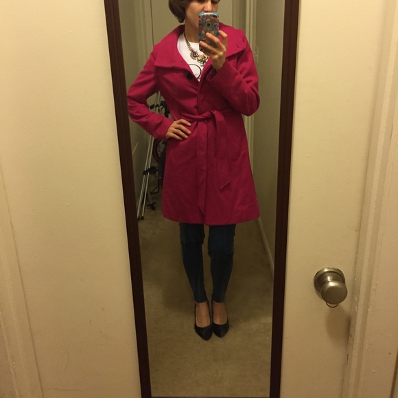 SOLD** Old Navy hot pink coat - Picture 3 of 4