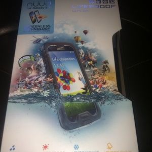 Samsung galaxy s4 nuud life proof