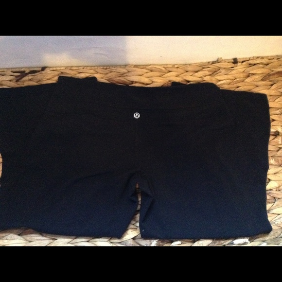 Lululemon cropped pants - Picture 1 of 4