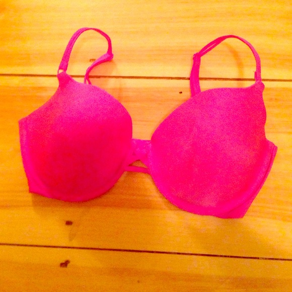 Pink VS bra 34DD