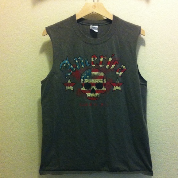 Muscle tank skull and American flag