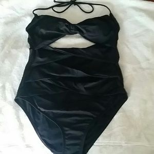 VICTORIA SECRET BATHING SUIT