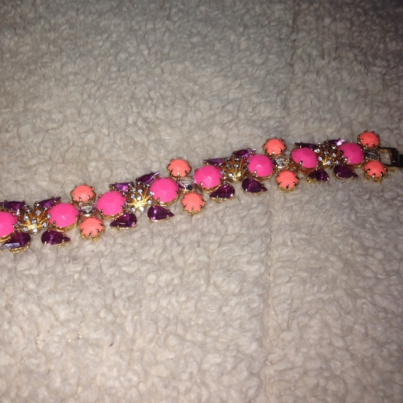 J Crew bracelet in excellent condition.