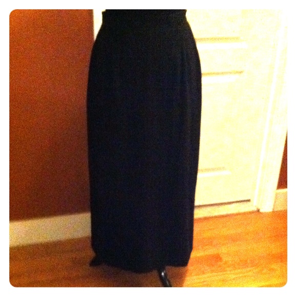 PIN STRIPED LONG BLACK SKIRT❤️ON SALE