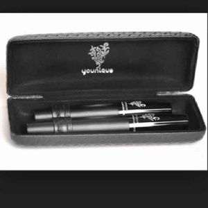 NIB YOUNIQUE 3-D FIBER LASHES MASCARA