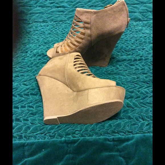 Madden Girl Taupe Wedges