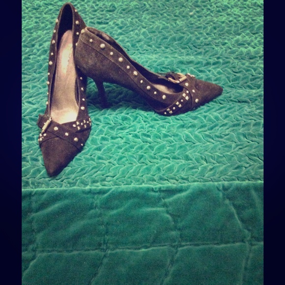 Studded Pumps